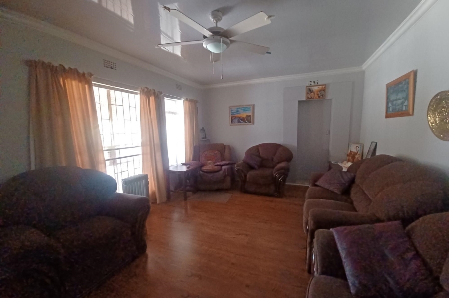 4 Bedroom Property for Sale in Riebeeckstad Free State